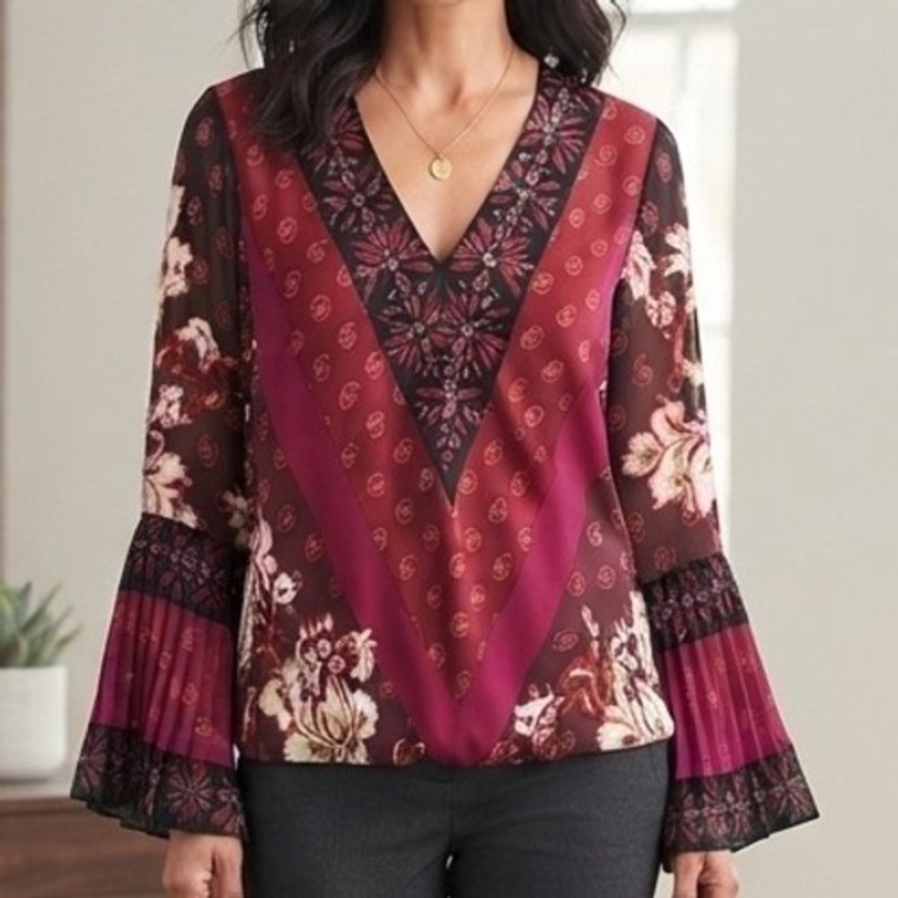 White House Black Market Paisley Floral V-Neck Blouse Pleated Bell Sleeve Red S